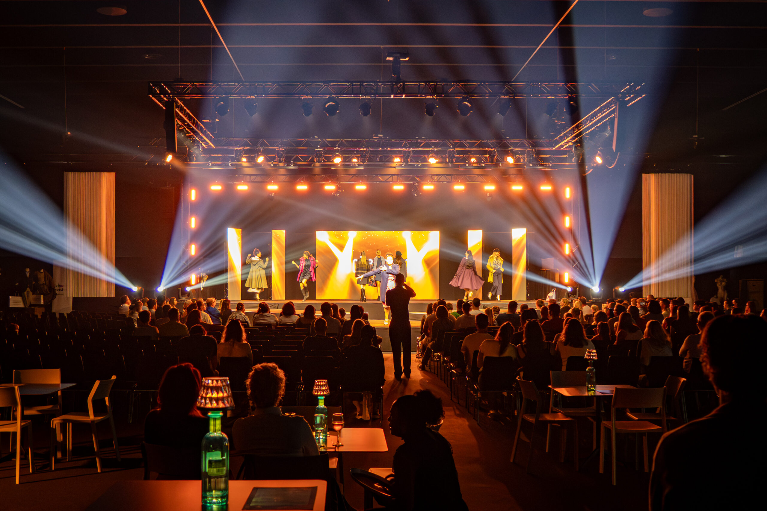 Modeschau der Herbstmesse 2025